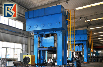 hydraulic machine